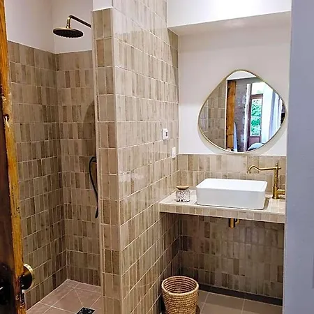 Casita Hyper Centre Hotel 4*